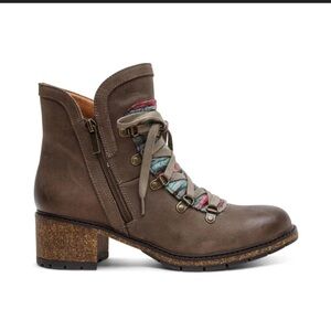 AETREX JOLEEN WOMEN'S Boots